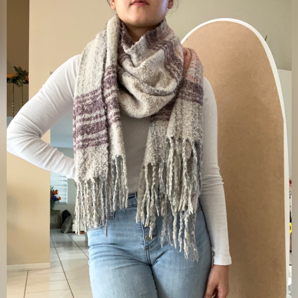 Cozy Scarf Bundle! - Picture 9 of 14